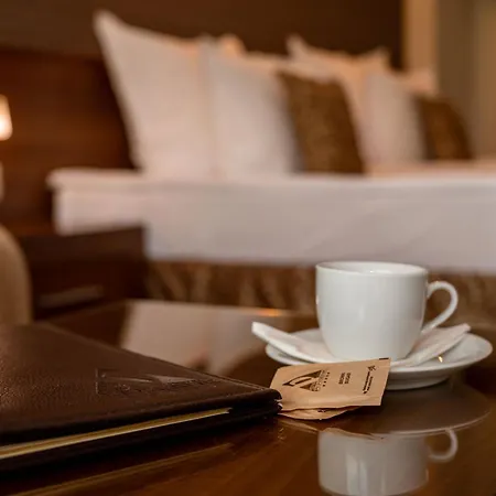 Hotel Persenk 5*