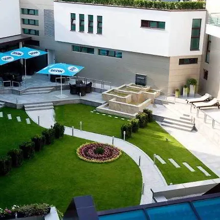 فندق Persenk ديفين