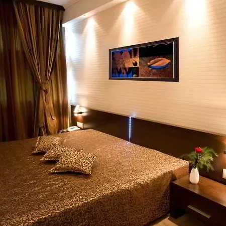 Persenk 5* ديفين